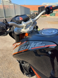 KTM DUKE 690 – 2017 DEMO 400KM