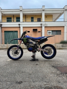 YAMAHA  YZF 450 – 2021