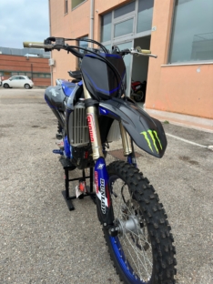 YAMAHA  YZF 450 – 2021