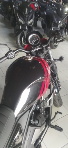 MOTO MORINI CALIBRO CUSTOM 650