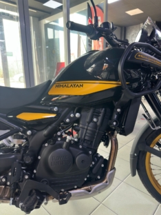 ROYAL ENFIELD HIMALAYAN 450 – 2024 DEMO (300KM)